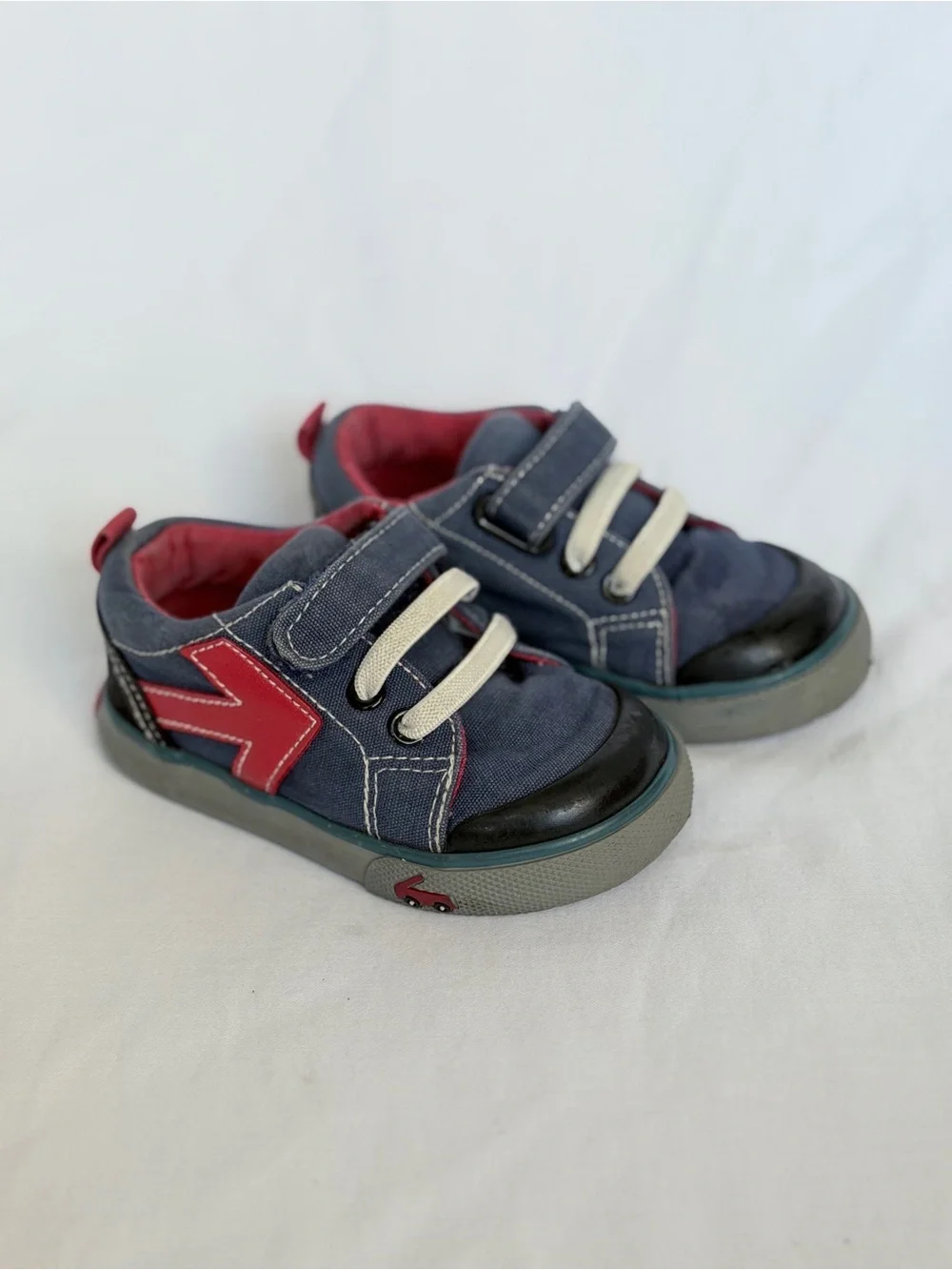 See Kai Run Navy Sneakers with Red Accent and Cream Straps